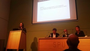 debate-over-gewicht-spui25
